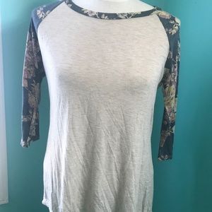 Chris & Carol Raglan Baseball Floral 3/4 Sleeve